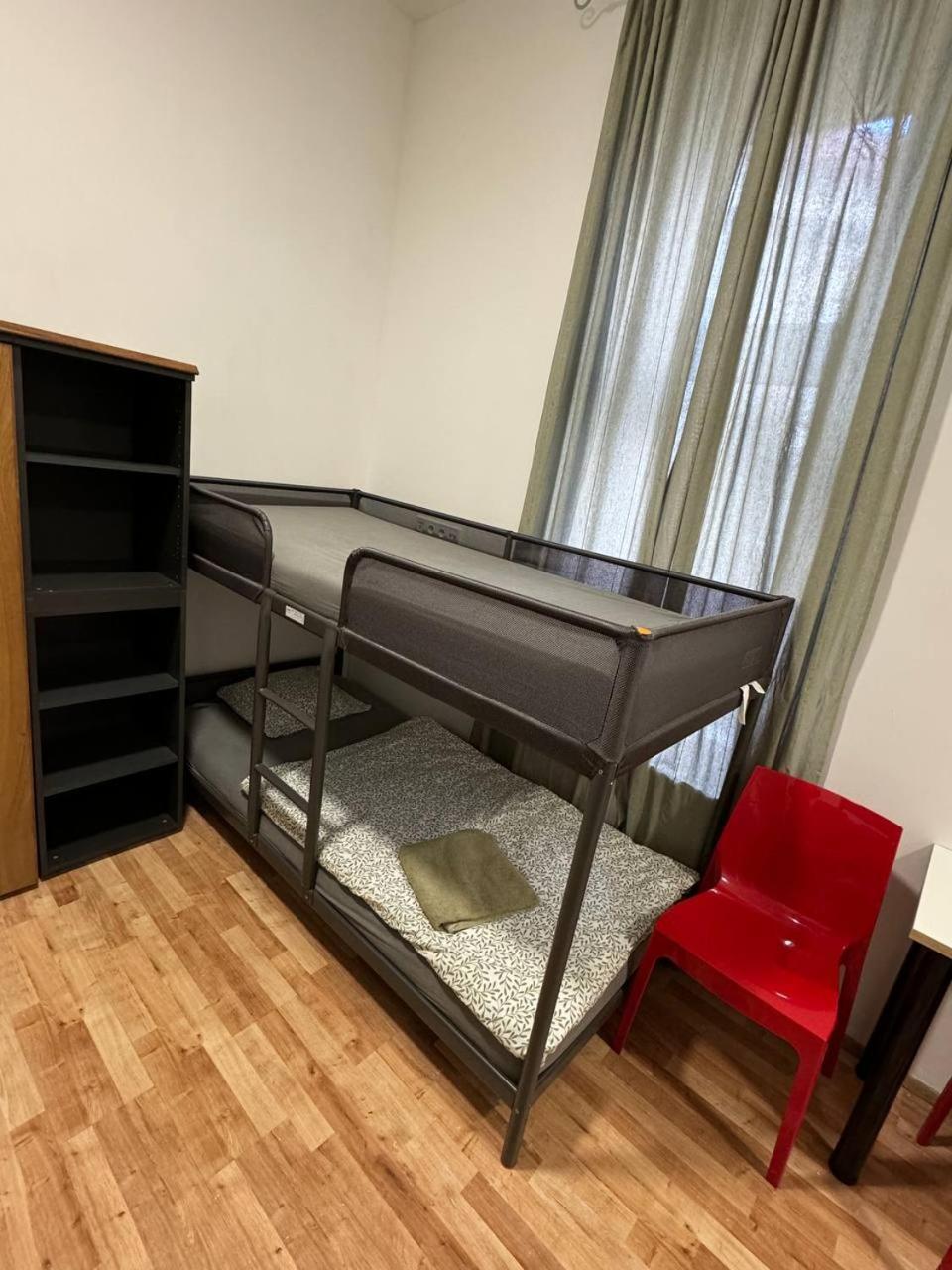 Cozy Corner Apartment Прага Екстериор снимка