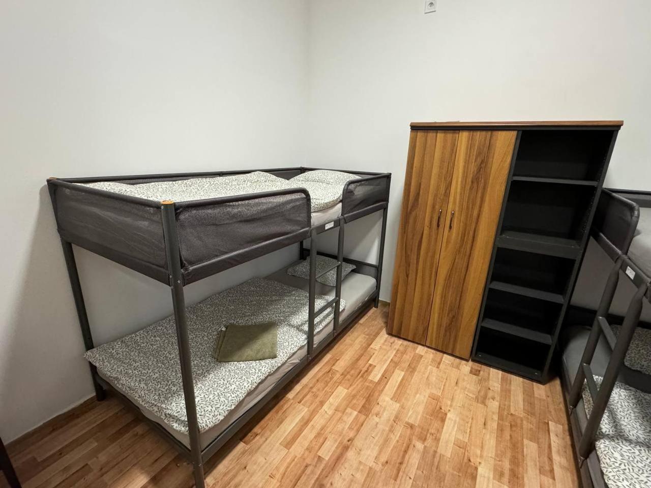 Cozy Corner Apartment Прага Екстериор снимка